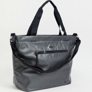 NIKE SHIELD WINTERIZED TOTE BRAND NEW CT4151 073